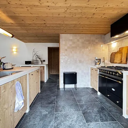 Spacieux 10 Pers., Proche Pistes Et Commerces Avec Wifi - Fr-1-505-232 Chalet