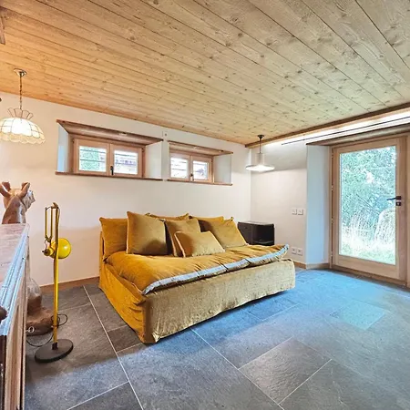 Spacieux 10 Pers., Proche Pistes Et Commerces Avec Wifi - Fr-1-505-232 Chalet *